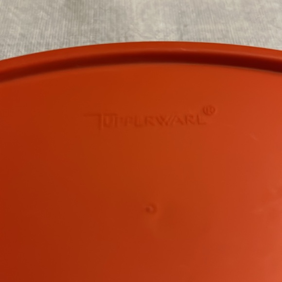 Tupperware - Picture 3 of 12